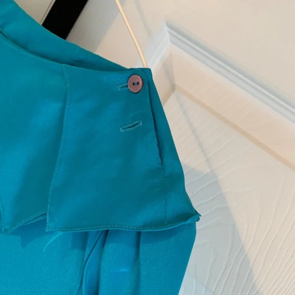 Polyester blouse - Picture 3 of 5